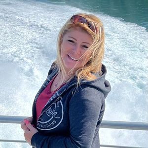 Meet your Posher, Angie